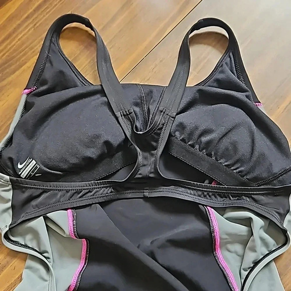 NIKE BATHING SUIT - Picture 5 of 10